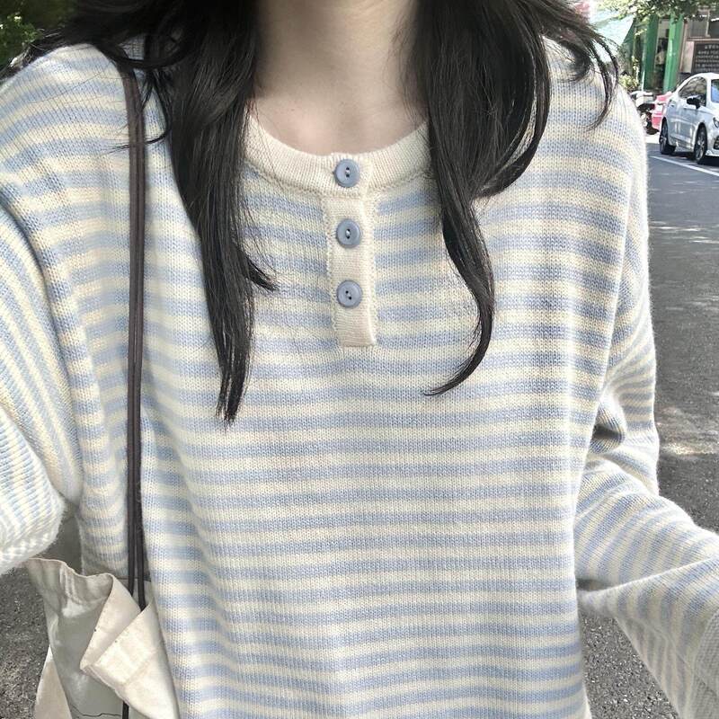 Early Autumn Outfit: Blue Color-Blocked Striped Knit Sweater, 2026 New Style, Lazy Style, Loose Korean-Style Sweater, Base Layer for Women Early Autumn Outfit: Blue Color-Blocked Striped Knit Sweater, 2026 New Style, Lazy Style, Loose Korean-Style Sweater, Base Layer for Women