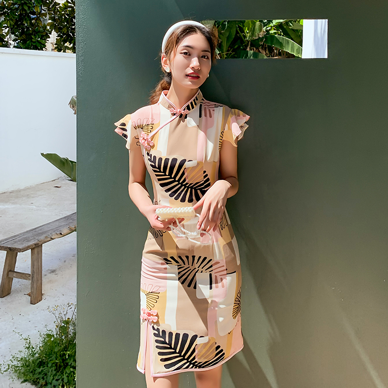 Phiên bản cải tiến của sườn xám nhỏ cô gái gió của Trung Quốc retro thời trang trẻ sexy ngắn cơ thể chiếc váy mùa hè