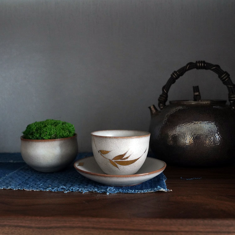 Dust-free handmade ceramic pure gold bamboo leaves tea cup small tea cup Master's cup of tea