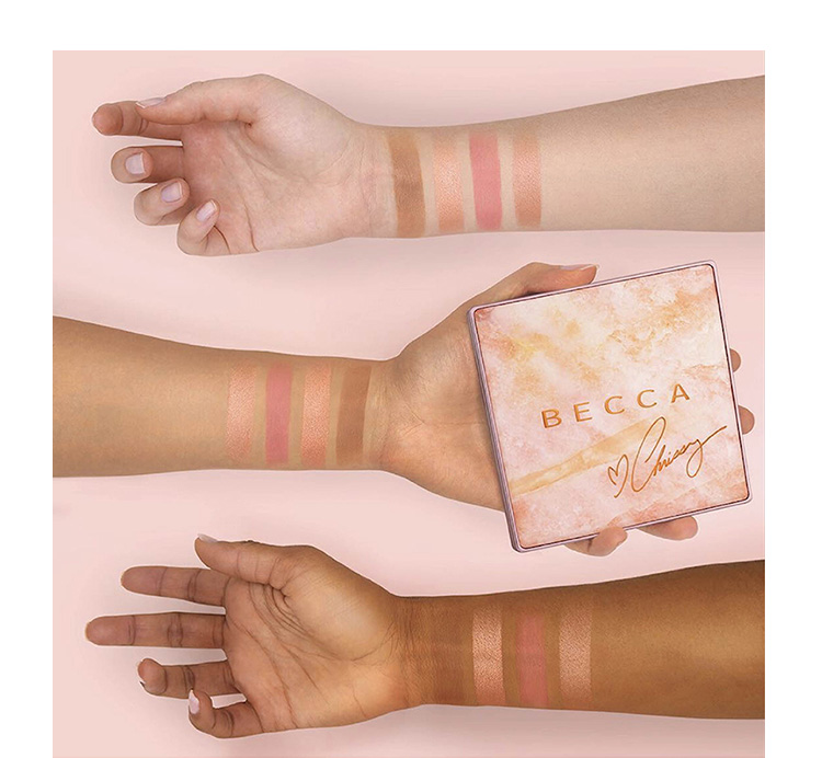 Con lợn! BECCA Chrissy Limited bốn màu cao Bright Blush Disc Retouched sáng ban nhạc bàn chải nhũ highlight