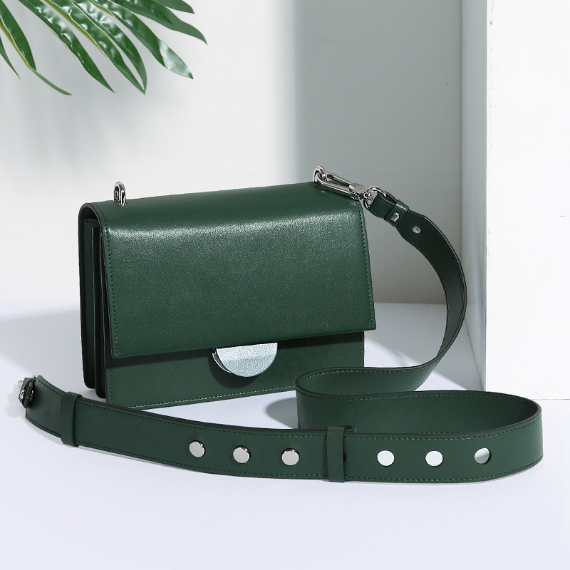 Zhuo Fan Armani bag women 2019 new crossbody bag wild organ bag rivet wide shoulder strap women bag small