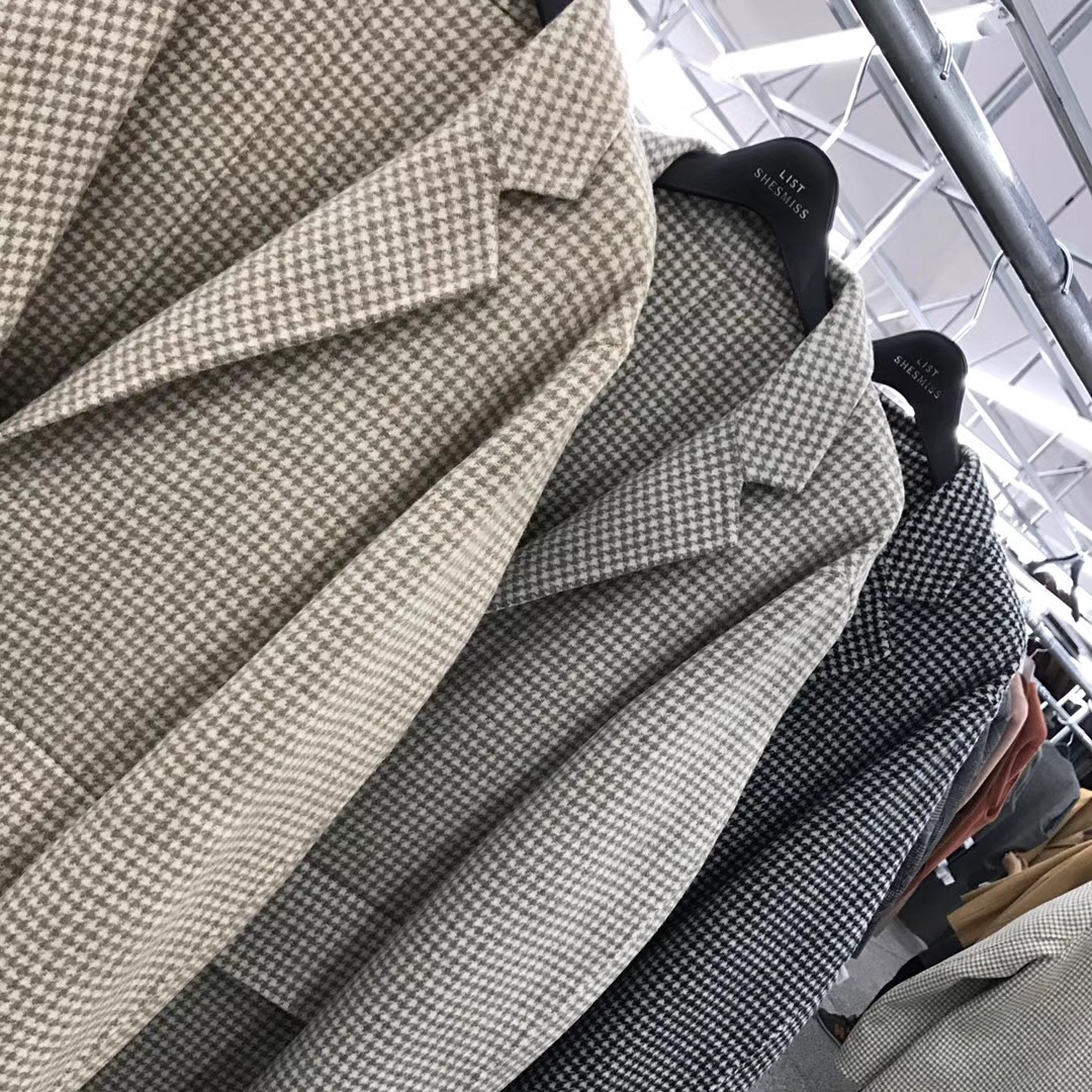 Phiên bản Hàn Quốc của áo len lông cừu houndstooth cổ điển lông cừu cashmere khâu tay lưới mắt chia đôi áo khoác nữ lớn áo khoác cardigan nam