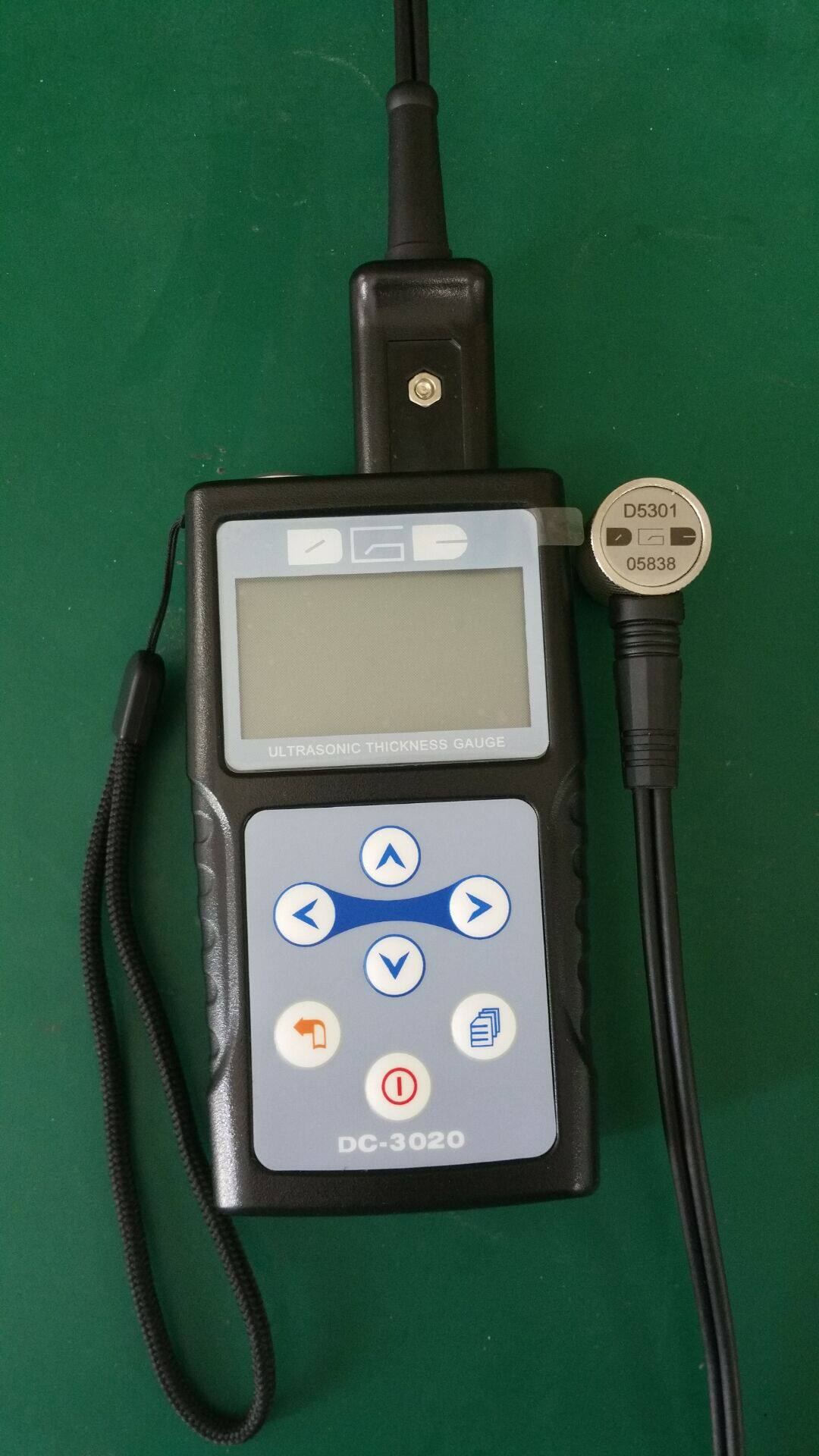 Dlight DC-3000 ultrasonic thickness gauge coating ultrasonic thickness gauge penetrates the coated steel sheet