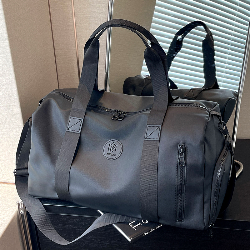Short-Distance Travel Bag, Lightweight Women's and Men's Large-Capacity Business Trip Tote Bag, Portable Luggage Bag, Sports Training Fitness Bag Short-Distance Travel Bag, Lightweight Women's and Men's Large-Capacity Business Trip Tote Bag, Portable Luggage Bag, Sports Training Fitness Bag