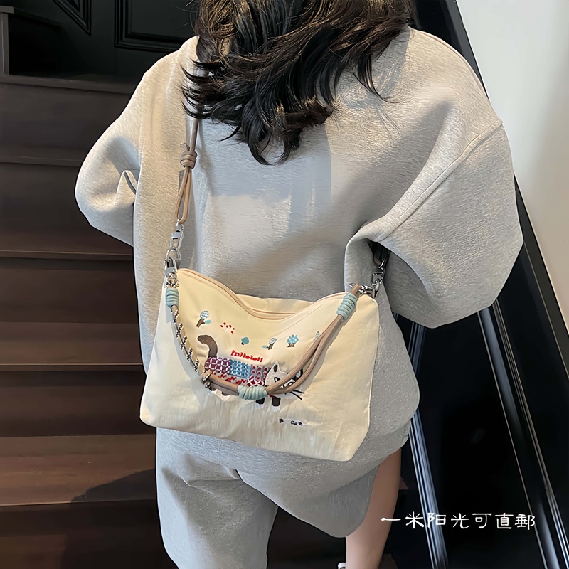 Japanese Jgp Song Yanfei Celebrity Style Heavy Embroidery Cat Nylon Bag Women's Commuter Underarm Crossbody Bag