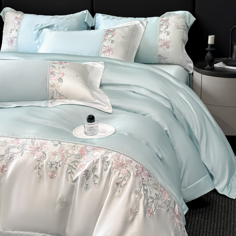 Summer Ice Silk Quilt Cover and Bed Sheet Four-Piece Set, Cool and Washable Tencel Bedding Set, Silky Smooth for Sleeping Naked, Real Silk Quilt Cover 4