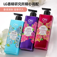 Один из трех цветов