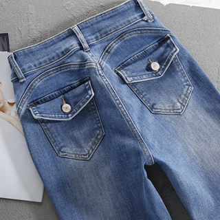 Hip-Lifting Jeans for Women, Slightly Flared, Slim Fit, 2026 Spring New Fashion, High-Waisted, Popular Bell-Bottom Pants for Petite Figures