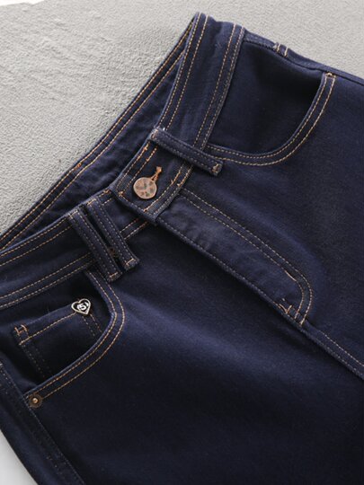 Thickened and Fleece-Lined Women's Jeans, Slightly Flared, High-Waisted, Denim Blue, 2026 Spring and Autumn, Wide-Leg, Drapey, Plus-Size, Slimming, Bell-Bottom Pants