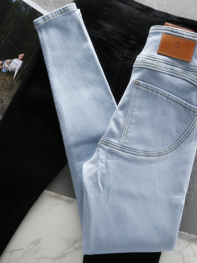 White Skinny Jeans for Women, Elastic High-Waisted, Butt-Lifting, 2025 Spring New Style, Tight-Fitting Pencil Pants for Petite Women