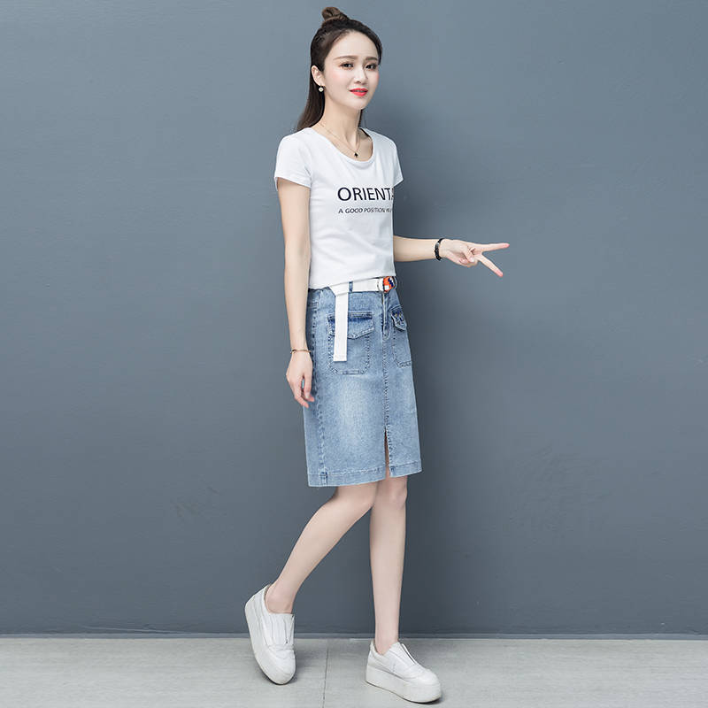 Denim váy mùa hè của phụ nữ 2020 mới giữa chiều dài denim váy eo một chữ cao váy một bước quấn hông váy