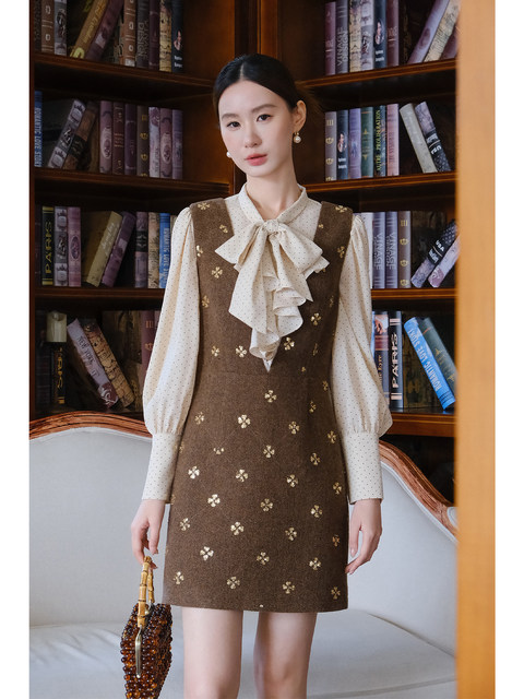 Xxning Heavy Beaded Embroidery V-Neck Tank Dress for Women 2025 Autumn/Winter New Style Waist-Cinching Slimming Elegant Fashion Long Dress