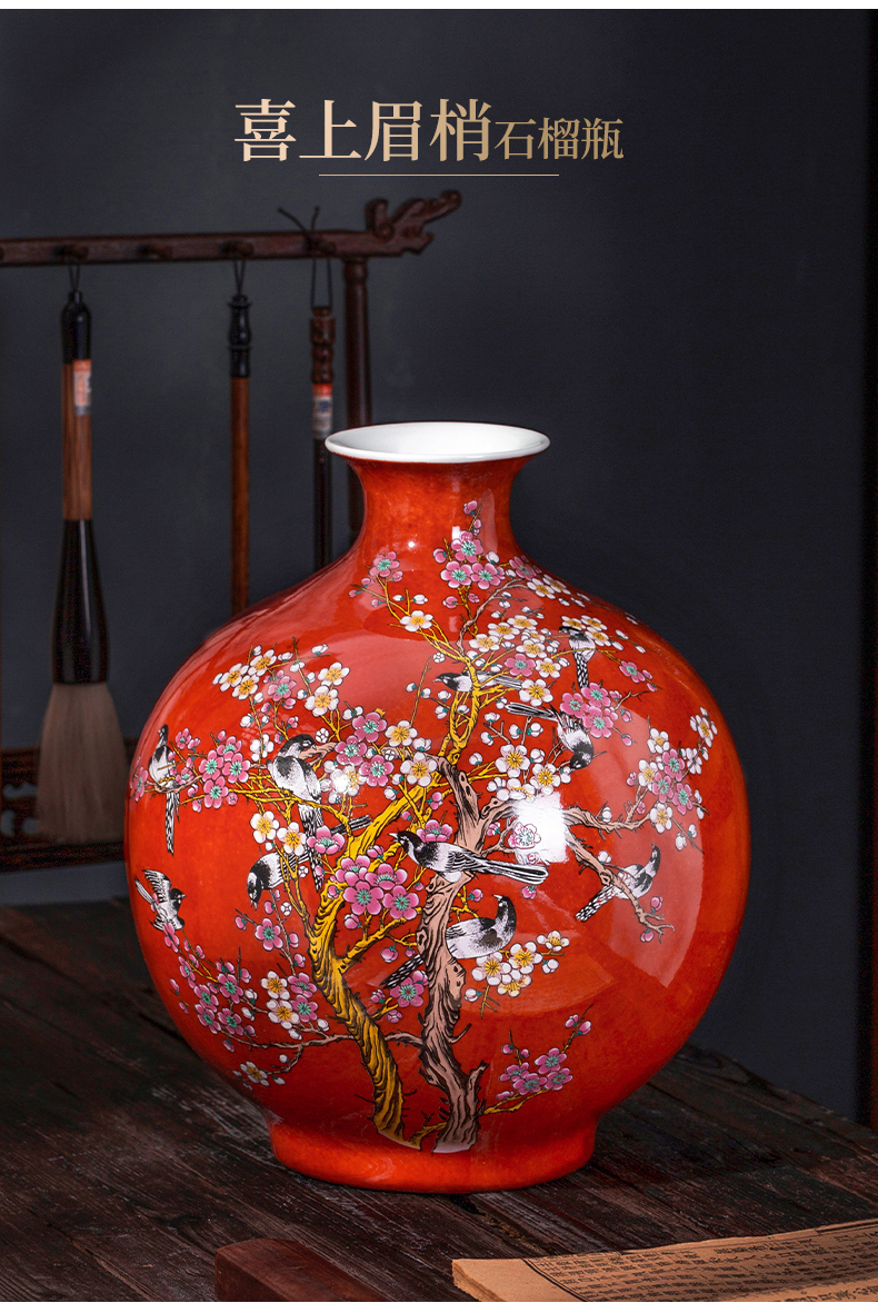 Jingdezhen ceramics China red vase furnishing articles flower arranging the new Chinese rich ancient frame decoration process big sitting room