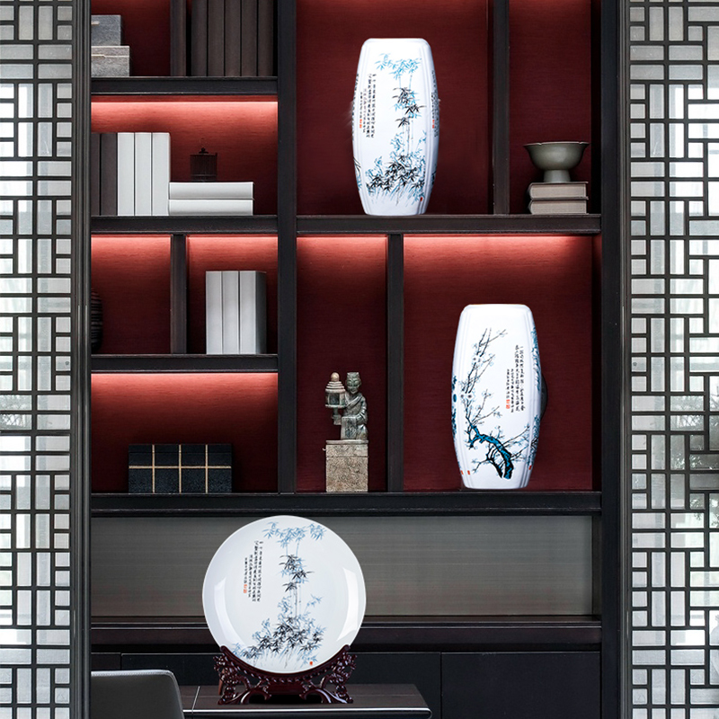 Jingdezhen ceramics furnishing articles furnishing articles of Chinese wind hanging plate wine decorations household adornment rich ancient frame craft