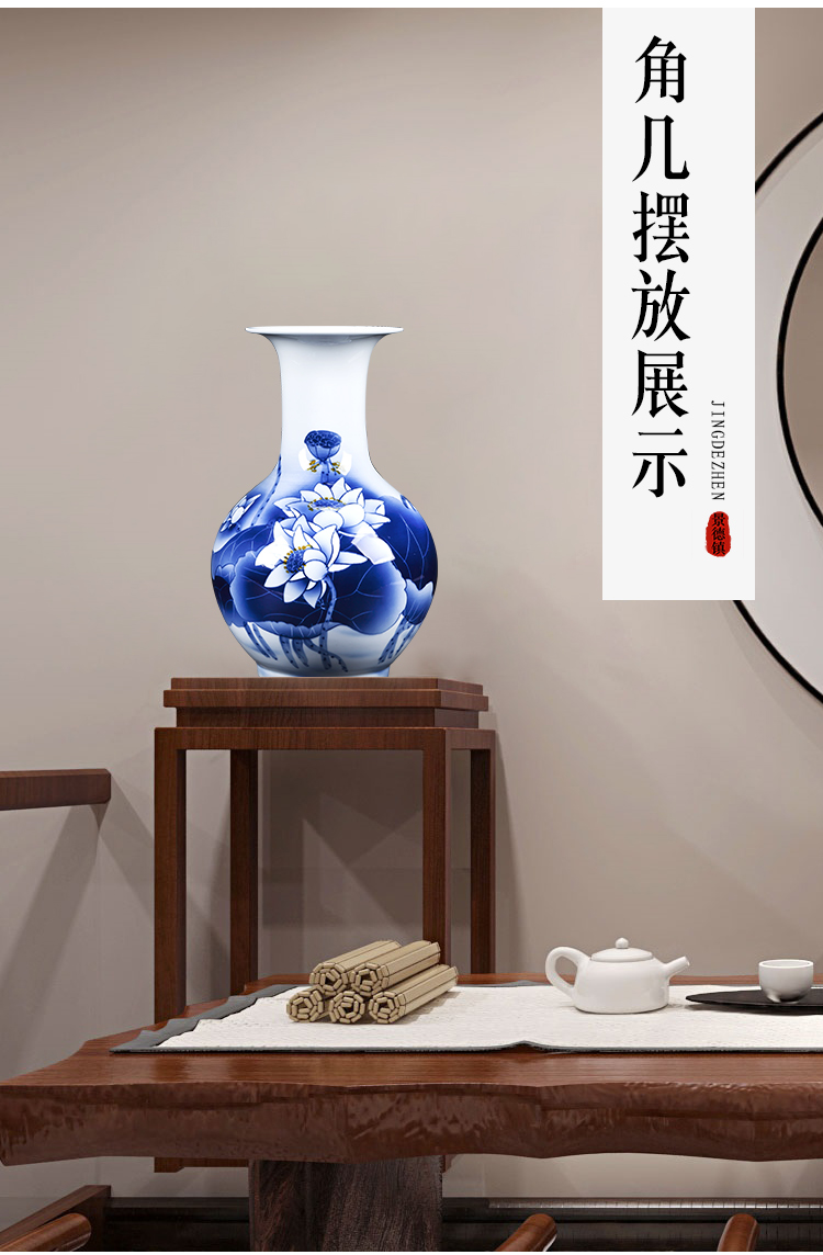 Jingdezhen ceramic hand - made of new Chinese blue and white porcelain vase pomegranate bottle place to live in the living room TV cabinet decoration