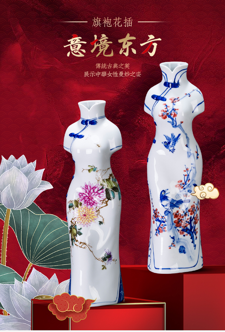 Blue and white cheongsam jingdezhen ceramics hand - made furnishing articles sitting room ark, rich ancient frame home decoration creative process