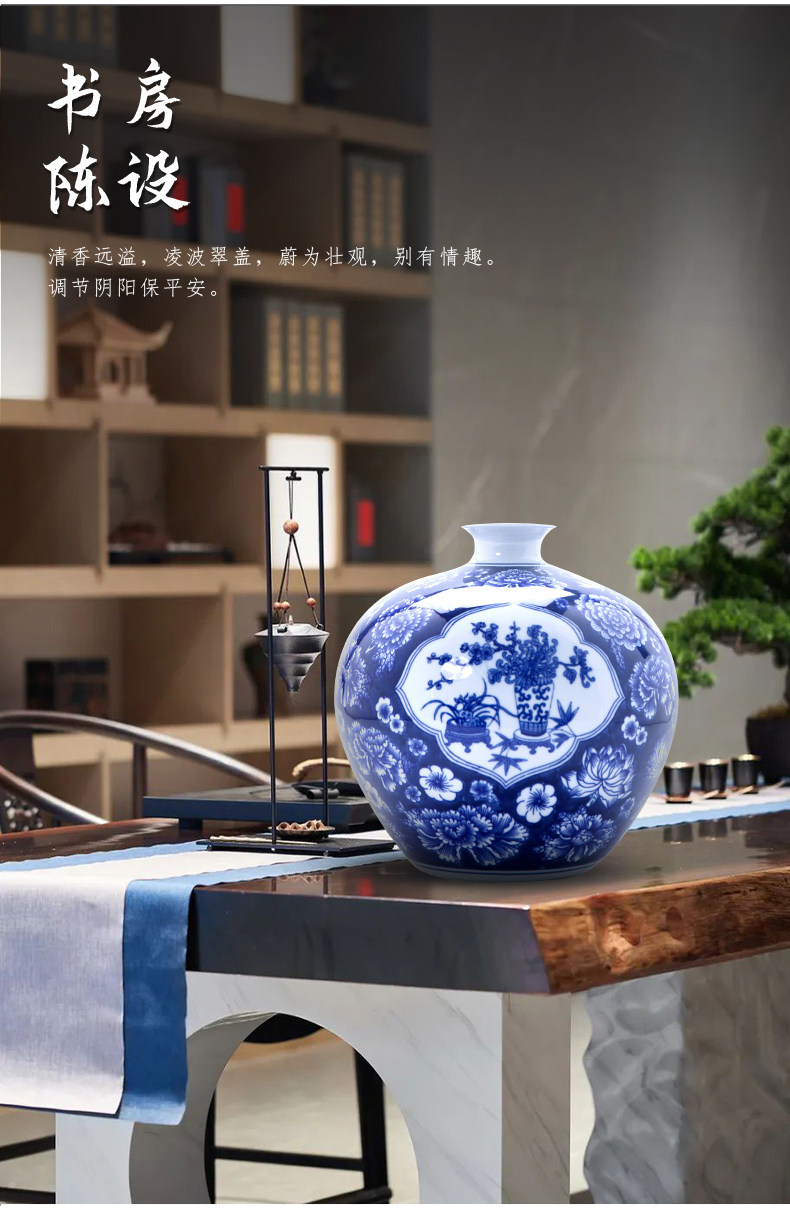 Jingdezhen ceramic antique Chinese style living room lucky bamboo of blue and white porcelain vase rich ancient frame process study adornment furnishing articles
