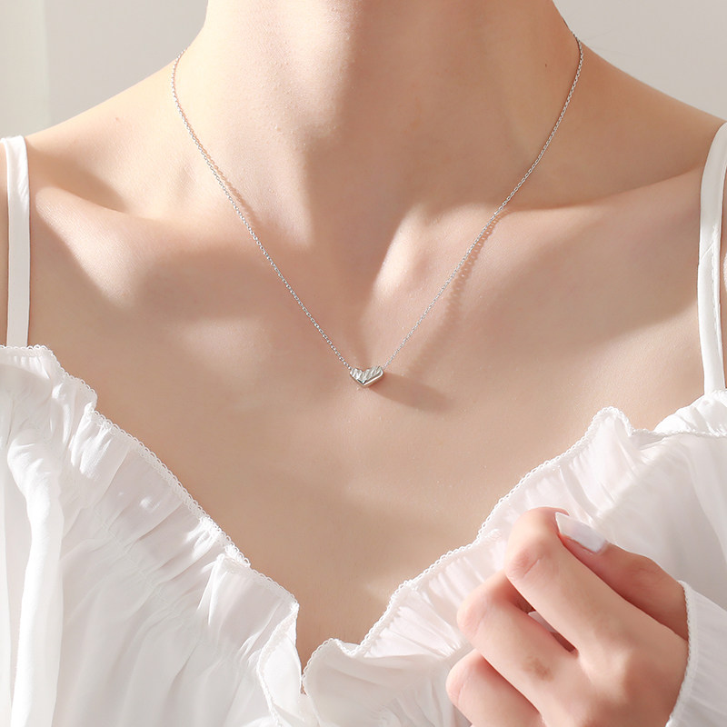 925 Silver Little Love Necklace Woman Summer in 2021 new small - crowd luxury design to unlock the bone chain pendant