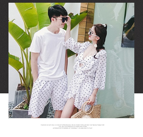 Cặp đôi đồ bơi nữ màu trắng điểm sóng 2018 mới bảo thủ che bụng Đồ bơi Hàn Quốc Quần bơi nam đi biển 	đồ đôi đi biển cho mẹ và bé	