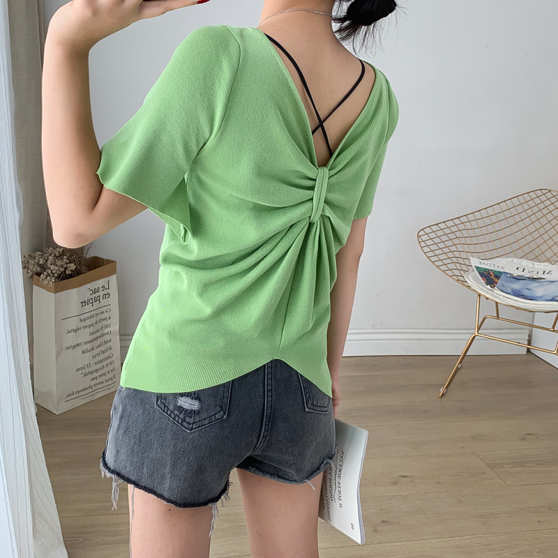 Summer new big size hidden meat show thin knitwear female fat sister bow big V neck ice silk short sleeve T-shirt bottom