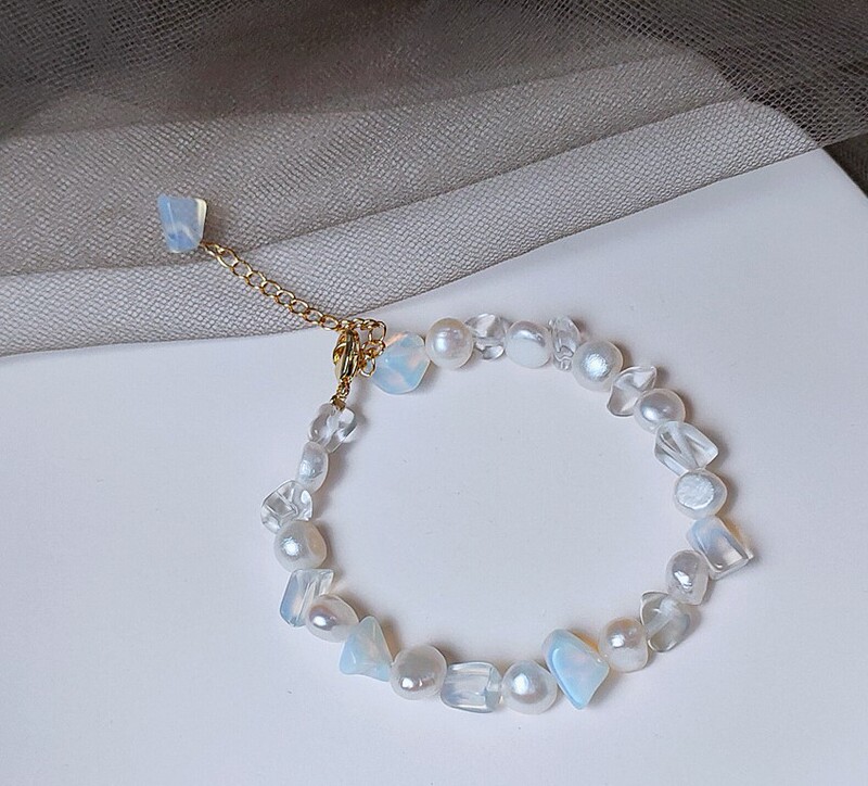 Very Beautiful Moonstone Opal Real Pearl Bracelet