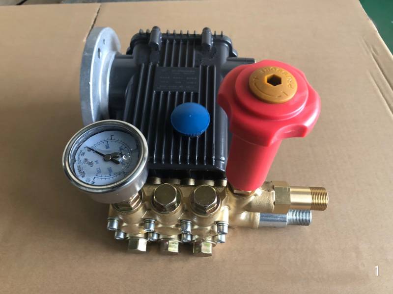 Suzhou Black Cat Ql380C Cleaning Machine Pump Head Bz0720Aql360C Three-Cylinder Plunger Pump Bz0618A Pump Head