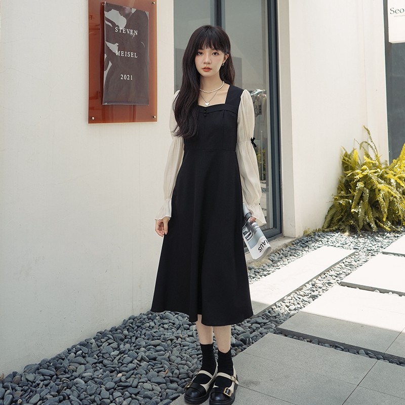 Square collar black one-piece dress fake two women early spring 2023 new Don't make nice dresses cashew slim-Taobao