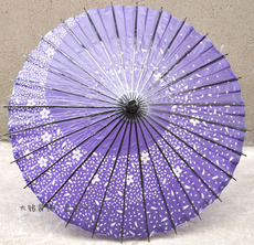 Красный цветение вишни ремесла