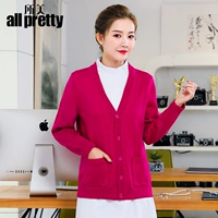 Красная флисовая униформа медсестры