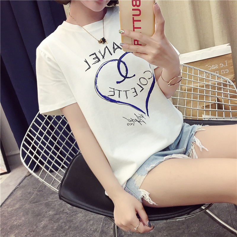 Mùa hè 2018 phiên bản mới của Hàn Quốc khoe vòng cổ mỏng hoang dã yêu in hình trái tim ngắn tay áo thun nữ sinh viên áo phông nữ rộng