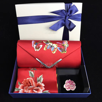 Su embroidery silk scarf embroidered silk scarf buckle silk embroidery handbag Su embroidery handicraft set ethnic gift