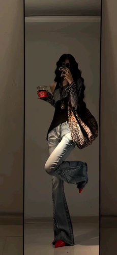 Rose Live2024 Новая леопардовая мода Универсальная мужчина и женщины складывания, церковь, глифные тела с глифом на плече