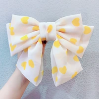 Желтое персиковое сердце