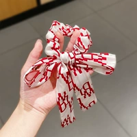 Лента белой красной полосы