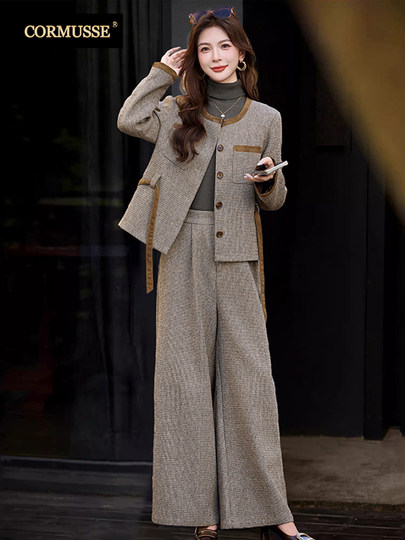 Cormusse small fragrant style fashion suit for women 2025 autumn new plaid style age-reducing wide-leg pants two-piece set