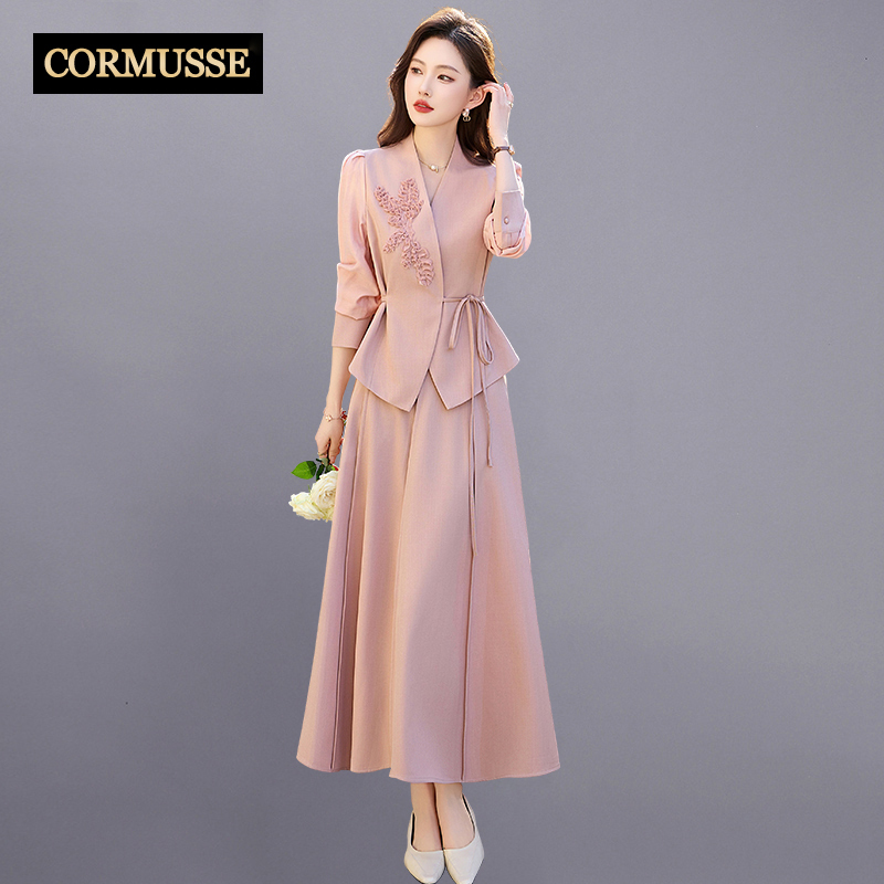 Cormusse Fashionable Two-Piece Dress 2026 Autum New Style Embroidered Flower Jacket and Skirt Suit Cormusse Fashionable Two-Piece Dress 2026 Autum New Style Embroidered Flower Jacket and Skirt Suit
