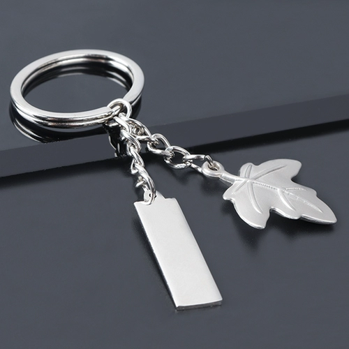 Кленовый лист, креативный металлический брелок, ключи от машины с гравюрой, делается под заказ, простой и элегантный дизайн, подарок на день рождения