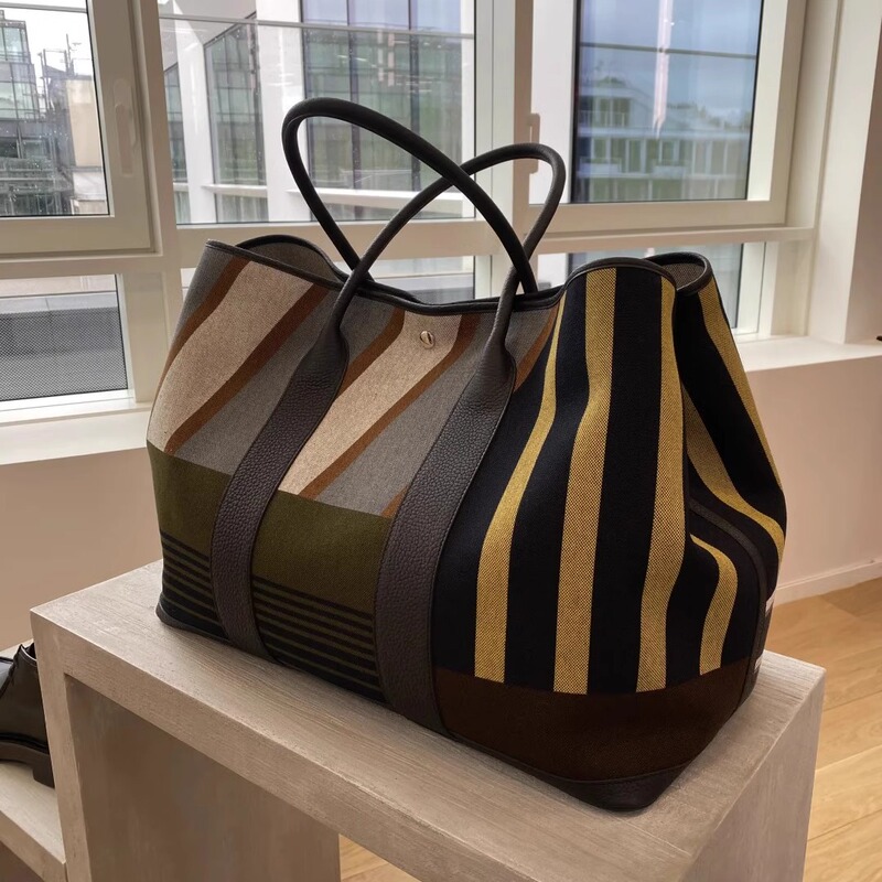 Uumi Internet Celebrity Style Striped Color-Blocking Large-Capacity Commuter Tote Bag Niche High-End Women's Bag
