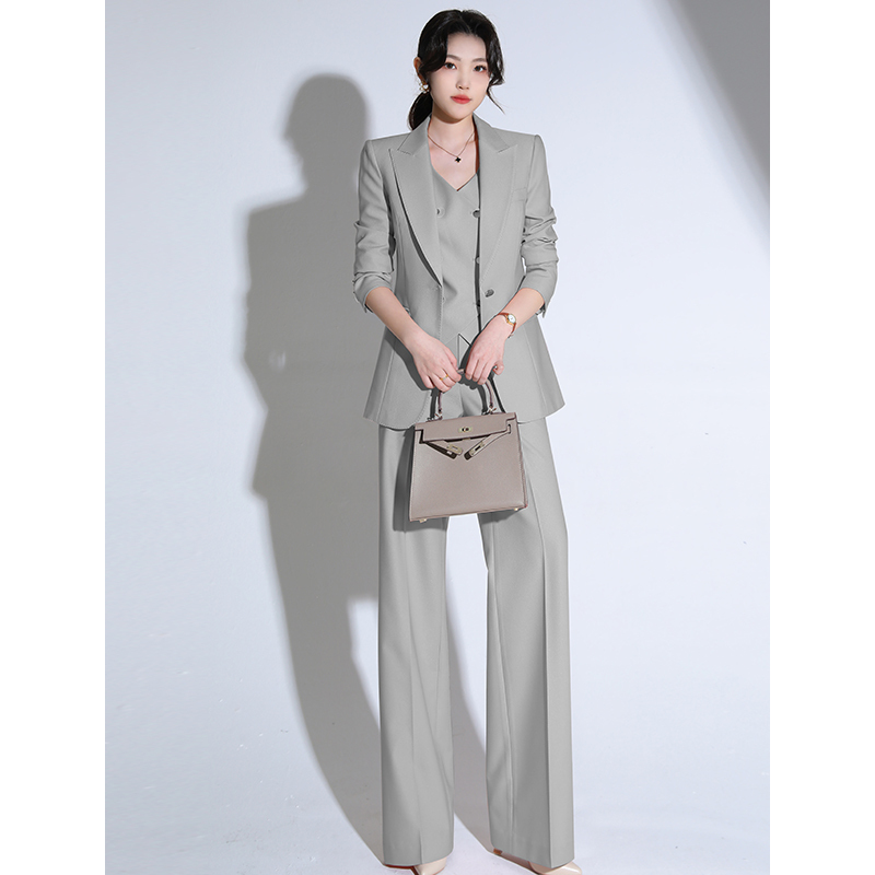2026 New Gray Suit Set for Women, Business Three-Piece Suit with a High-End Feel, Elegant Attire for Lawyers, Lecturers, and Meetings