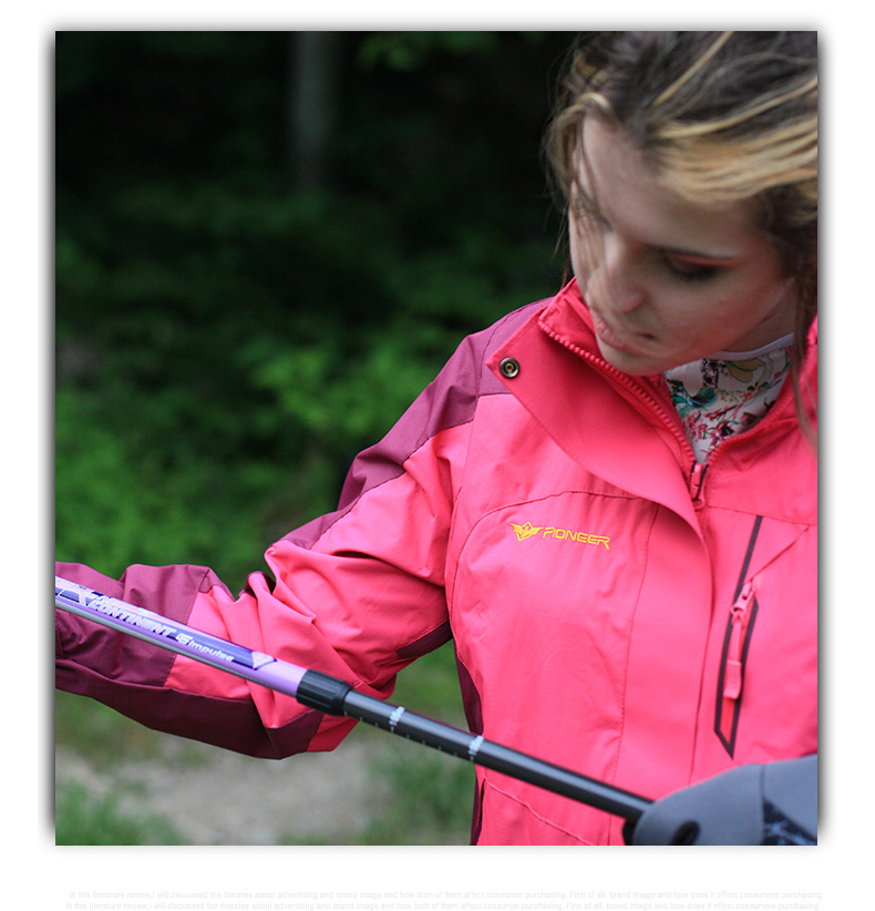 Trailblazer ngoài trời trekking cực khóa carbon siêu nhẹ trekking cực carbon sợi mía ba phần siêu nhẹ cực ngắn - Gậy / gậy gậy đa năng