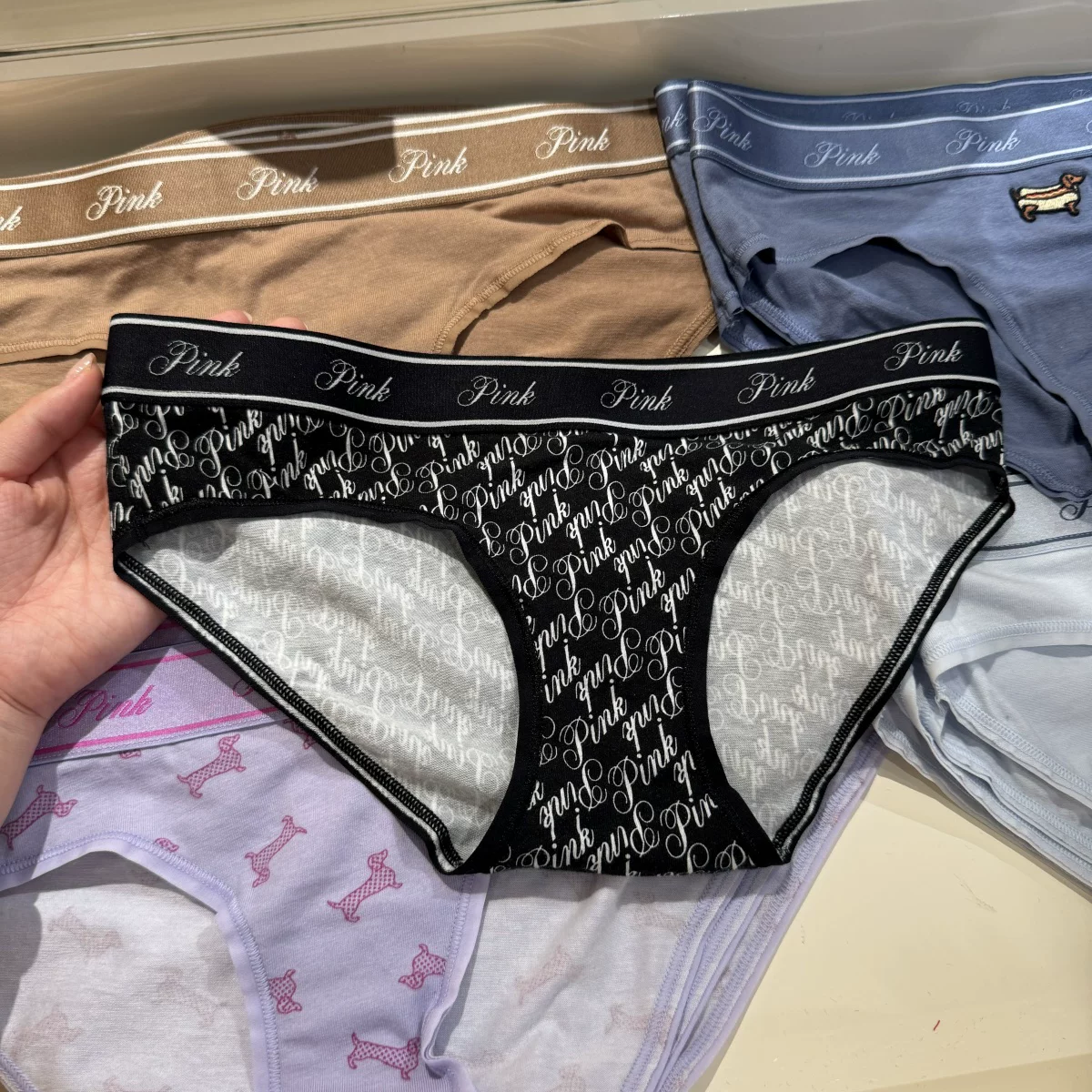 Comfortable pants, trousers, (Physicals), hip-accented
