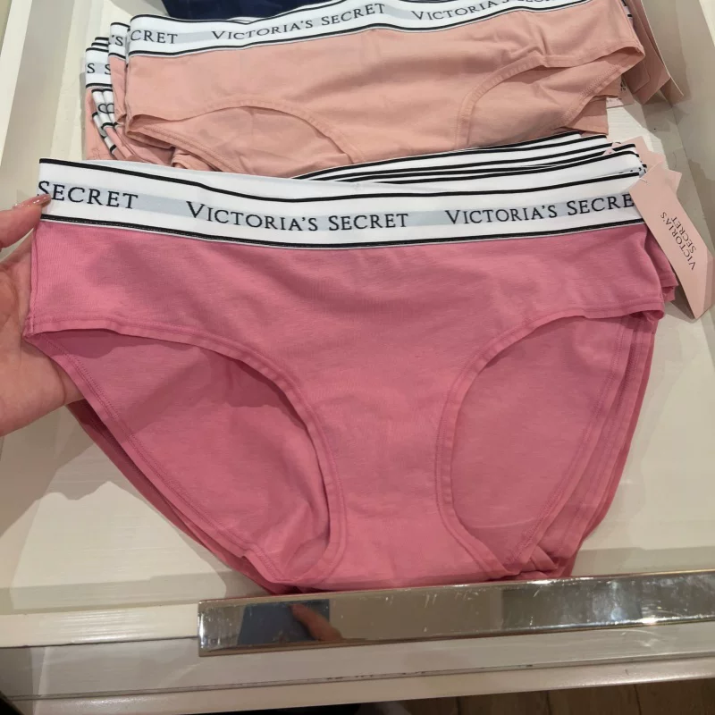Comfortable pants, trousers, (Physicals), hip-accented