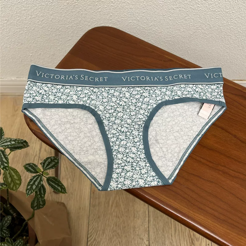 Comfortable pants, trousers, (Physicals), hip-accented