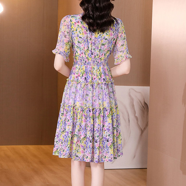 High-end dress female summer 2022 new temperament foreign style pink floral mulberry silk small skirt