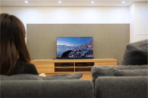 TCL 65Q8上手评测：年度诚意之作