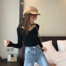 Large V neck base shirt female early autumn long sleeve tight body slim body slim heart design feel collarbone top