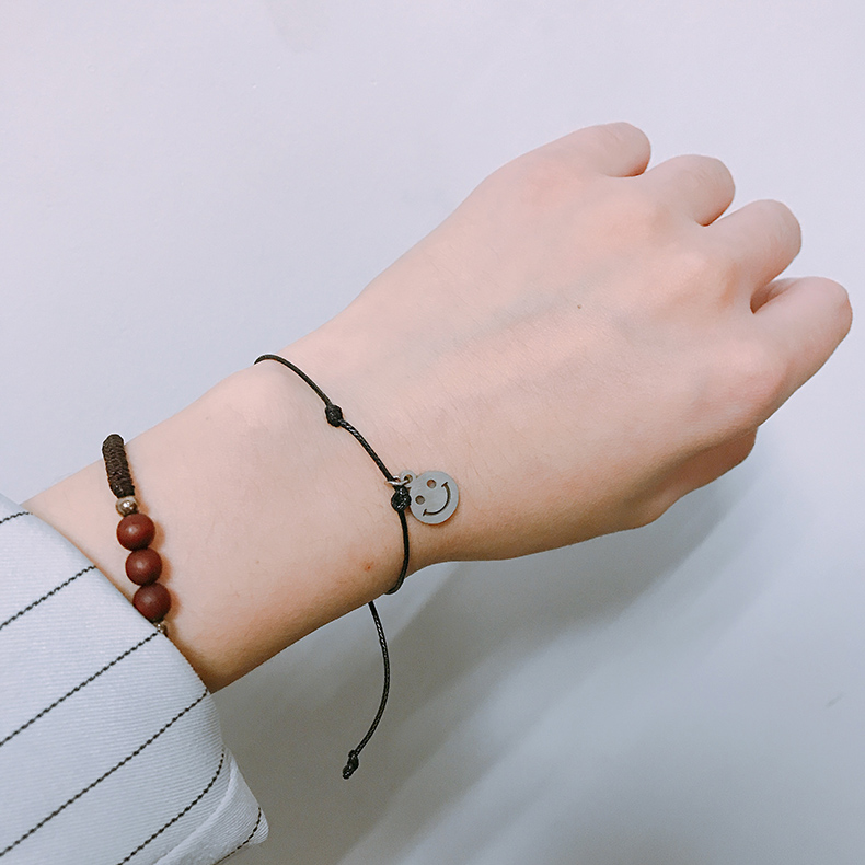 Vòng tay mặt cười Yi Qian Qian Qian với dây tay Nhật Bản và Hàn Quốc Vòng tay dệt đơn giản vài cặp đôi sinh viên nam nữ Sen - Vòng đeo tay Clasp vòng tay bạc nam
