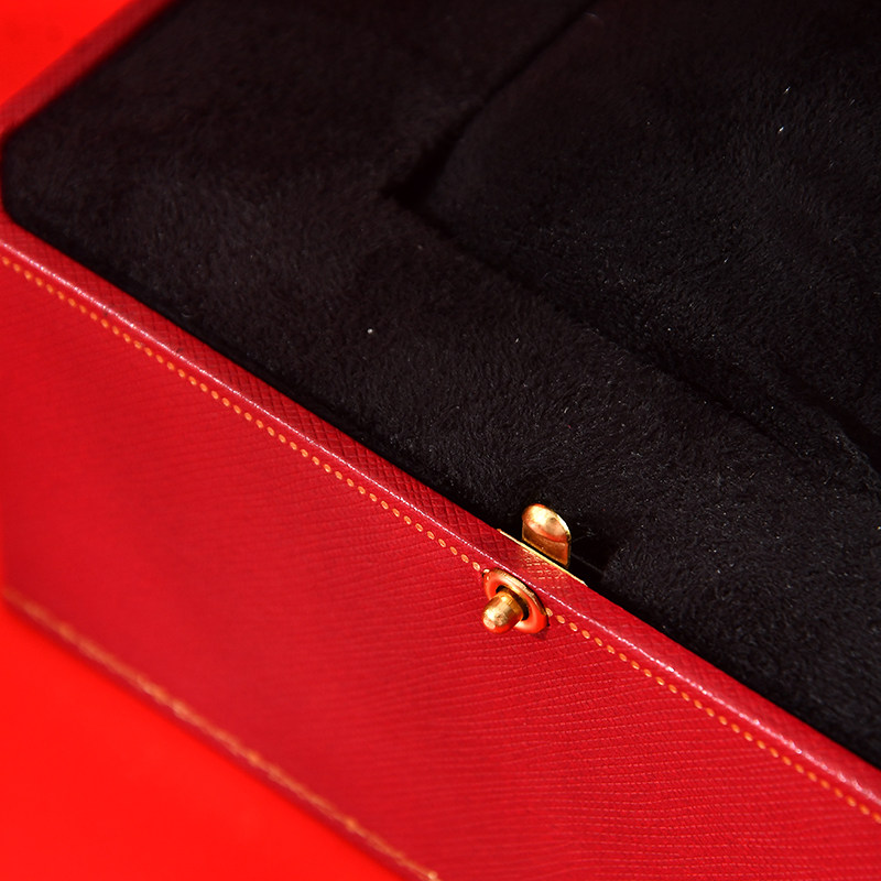 Red Original Store Watch Box, White and Blue Balloon Tank Santos Bathtub Key Series Watch Storage Box