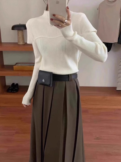 Half-High Collar Hollow-Out Slim-Fit Knit Top for Women, Autumn and Winter Design, French-Style Stand-Up Collar White Sweater for Layering