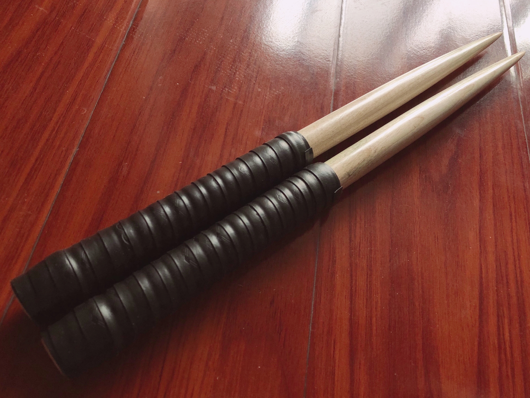 Too Drummer's drum stick pseudo-all the private stick GHOST.